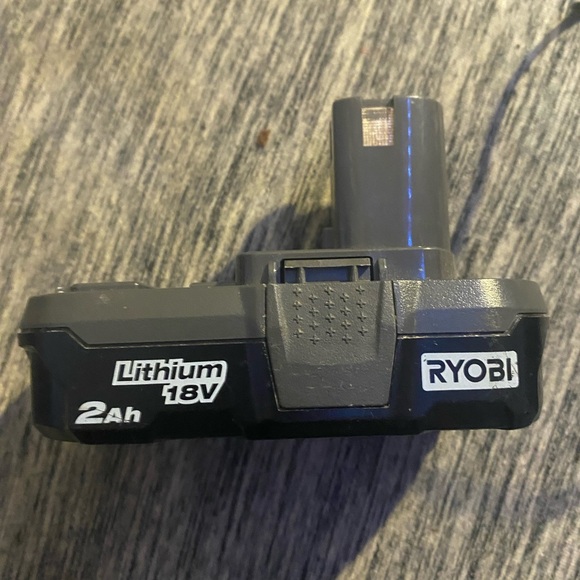 ryobi battery n charger - Picture 5 of 5